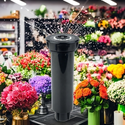 Migliora il tuo giardino e il tuo cortile con questo sprinkler per l'irrigazione/pulizia