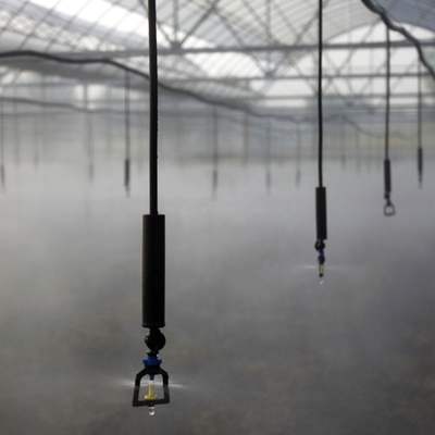 Sprinkler ad atomizzazione refrattiva per l'irrigazione agricola e forestale a 360 gradi