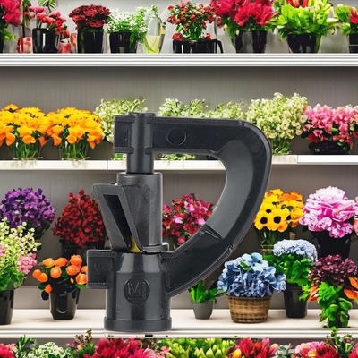 Radius di spruzzatura 2.5-2.7M Sprinkler a rotazione a 360 gradi per irrigazione agricola