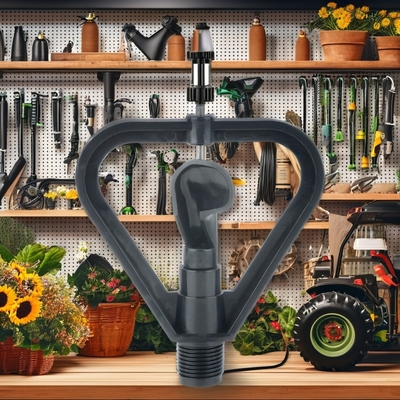 Sprinkler per l'irrigazione di precisione in agricoltura e paesaggistica