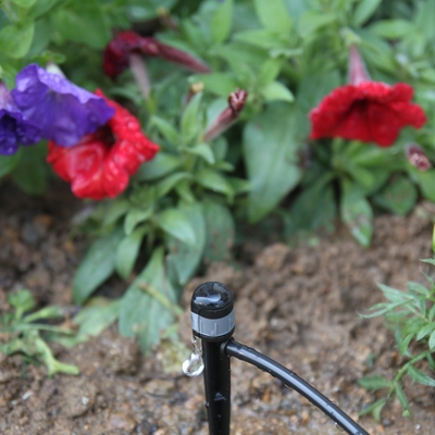 Centrifugante per trapianto di colture in vaso spruzzatore 100-300KPA Regolabile range sprinkler Ray