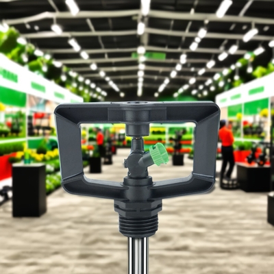 Irrigazione degli sprinkler rotanti per l'ammortizzazione a 360 gradi nell'irrigazione dei prati agricoli