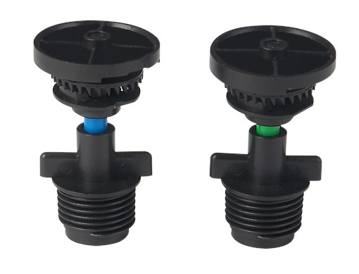 Sprinkler a doppio ugello a rotazione 360 per l'efficienza dell'irrigazione agricola in connessione rapida