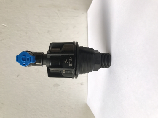 Ingegneria Sprinkler con ugello di plastica multiuscita per l'irrigazione dei giardini a 360 marce