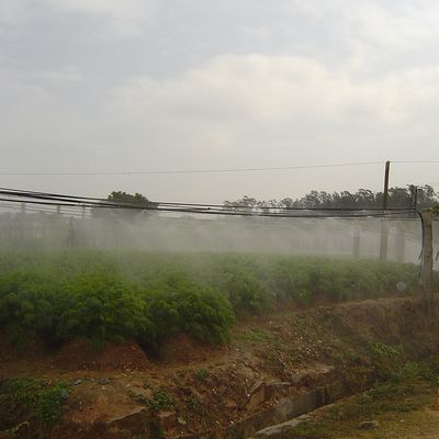 Sprinkler a vite a 360° per il collegamento rapido e la soluzione di irrigazione per giardini