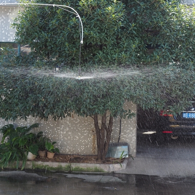 Sistema di irrigazione agricola per giardini con ugello rotante