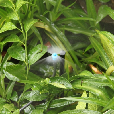 Immagine mostra Irrigazione Semplice uscita Atomizzazione Micro-acqua Agricoltura Sprinkler
