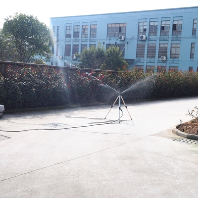 1/2 &quot;Sprinkler a filo maschile mobile per l'irrigazione agricola in occasione di campeggio