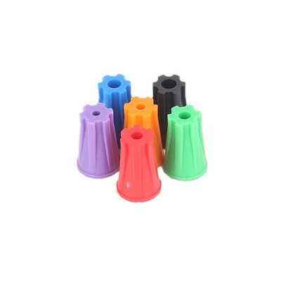 Sprinkler per l'irrigazione di giardini in plastica di ingegneria durevole con funzione oscillante