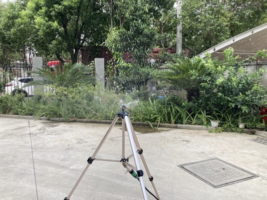 Miniatura Xcel ad alto angolo Sprinkler oscillante La soluzione perfetta per i piccoli giardini