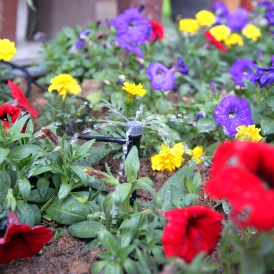 Immagine mostra Ray/centrifugo Trasplantazione Colture in vaso Distanza regolabile Sprinkler Irrigazione Micro