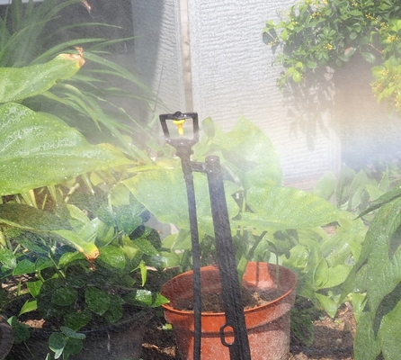 Facile da installare Sprinkler ad atomizzazione rifrangente Quick Connect per l'irrigazione dei giardini