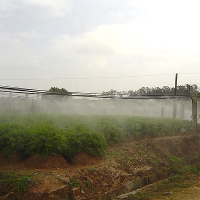 Spruzzo di irrigazione atomizzato a vite per l'agricoltura e la silvicoltura