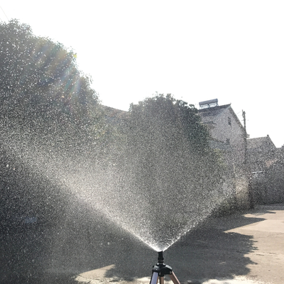 Sistema di irrigazione di spruzzatore di acqua a sollevamento automatico a diffusione normale