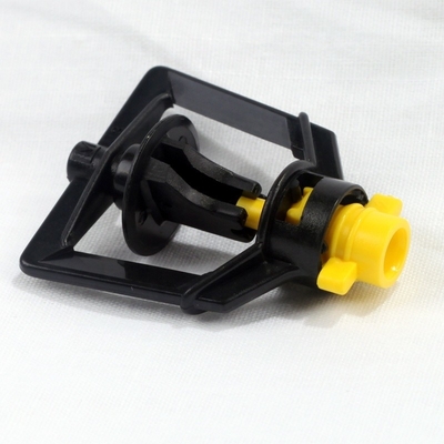 Irrigazione agricola 6 mm in posizione verticale Sprinkler rotativo per il prato rotante