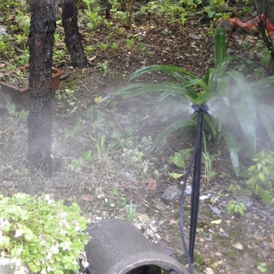 Sprinkler Micro MIST a quattro prese per apparecchiature di irrigazione agricole e forestali