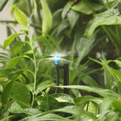 Ingegneria Sprinkler rotante di irrigazione in plastica per irrigazione automatica atomizzata